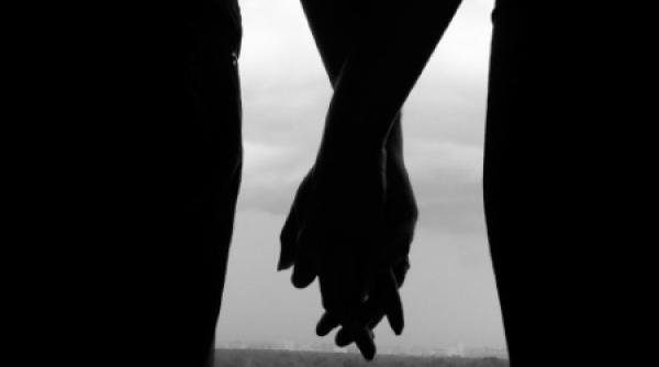 poveste de dragoste intre un profesor de 30 de ani si o eleva de 15 ani