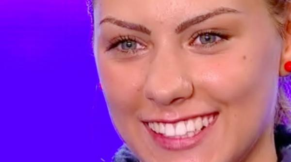 video canta mamma knows best mai bine decat jessie j