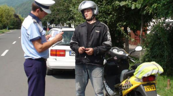 vesti proaste pentru scuteristi din 2013 vor avea nevoie de permis de conducere