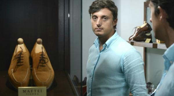 povestea pantofilor cu scoala regala