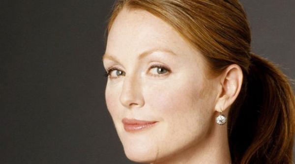 juliannne moore hoti bijuterii new york