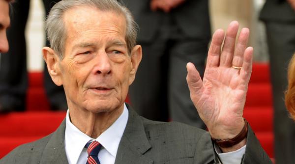 regele mihai a primit titlul de doctor honoris causa din partea universitatii agronomce vezi mesajul suveranului