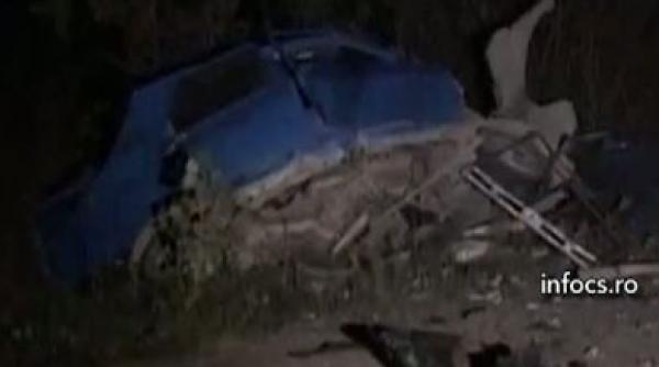 un sofer vitezoman a provocat un grav accident in caras severin doi morti si trei raniti