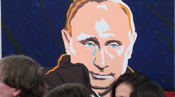 vladimir putin a implinit 60 de ani presedintele rus a petrecut impreuna cu familia si prietenii