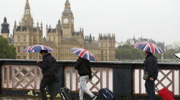 marea britanie ar putea restrictiona si mai mult imigratia dinspre romania se vorbeste chiar despre impunerea de vize