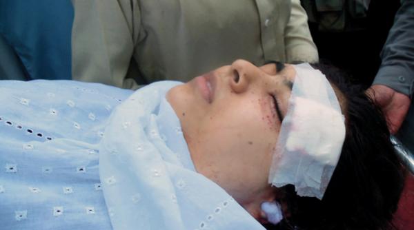 o activista de 14 ani din pakistan a fost impuscata fetita scria despre suferintele cauzate de talibani de la 11 ani