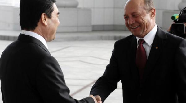 basescu gaze turkmenistan