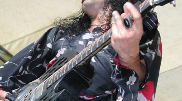 ieri eric sardinas a facut show in tsc