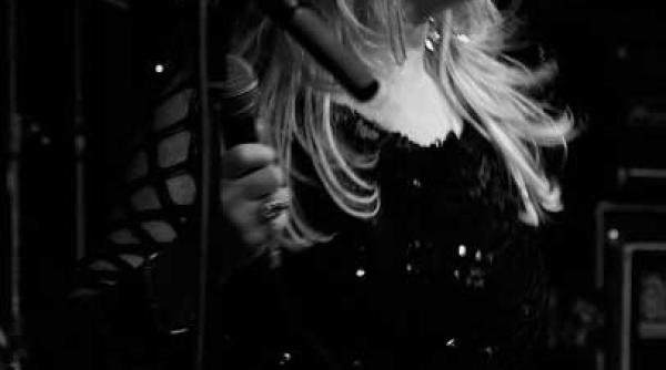 la bonnie tyler biletele sunt intre 50 si 250 de lei