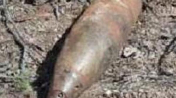 livada cu obuze munitie neexplodata din timpul celui de al doilea razboi mondial gasita intr o livada din botosani