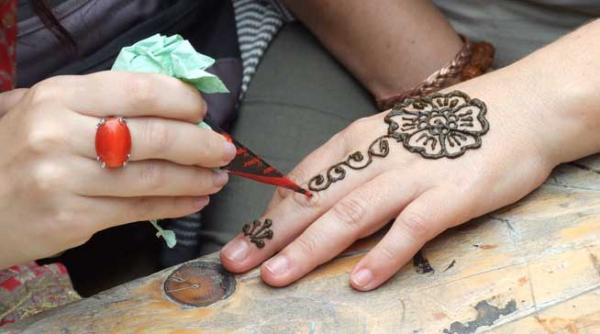 trei zile mergem in india