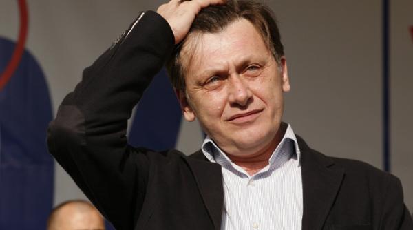 crin antonescu daca becali vrea sa candideze pentru sectorul 6 trebuie sa se inscrie in unul dintre partidele usl