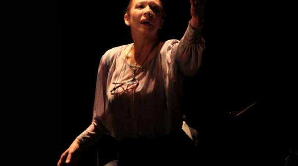 maria callas revine pe scena teatrului nottara