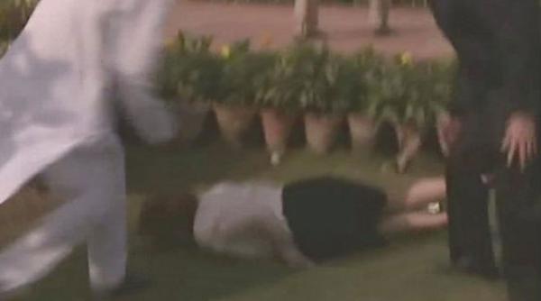 accident la nivel inalt vezi cazatura luata de premierul australiei in timpul unei vizite in india video