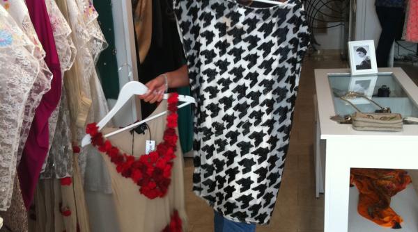 din luna de miere la cumparaturi uite ce achizitii a facut artista