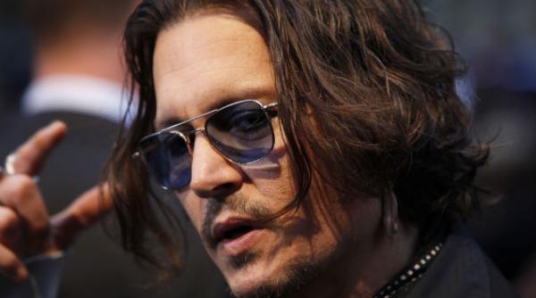 johnny depp editura carti