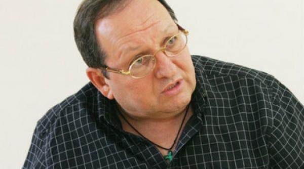 santajistul sotilor reghecampf va fi cercetat in libertate