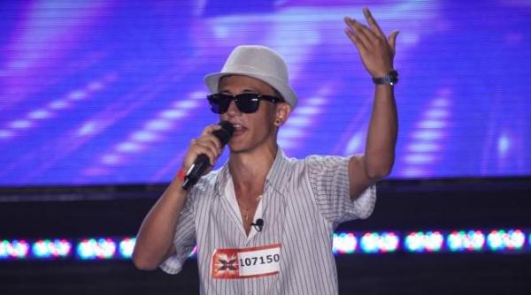 costinel a cantat la misto imi place foarte mult sa cant cu vocea asta e defectul meu