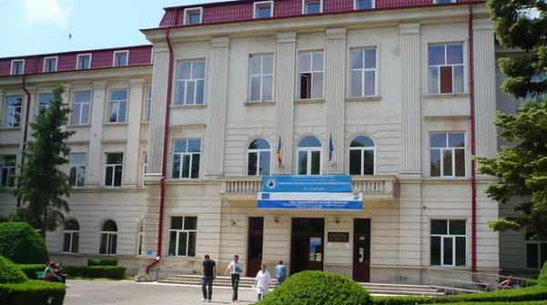 universitatea agronomica din iasi isi sarbatoreste centenarul alaturi de ministrul educatiei ecaterina andronescu