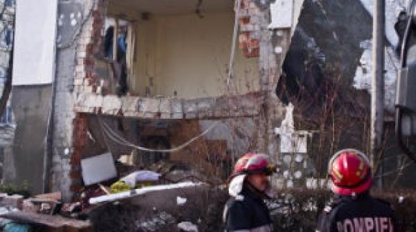 puternica explozie intr un bloc din bacau
