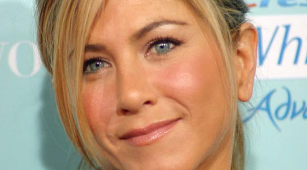 secretul frumusetii lui jennifer aniston