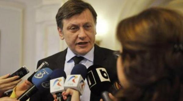 crin antonescu jurnalistii l au facut pe becali una dintre personalitatile cele mai cunoscute ale romaniei