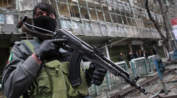 doi teroristi afgani prinsi romania sri tara expusa fenomenului terorist