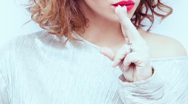 giulia promoveaza chimia in randul tinerilor