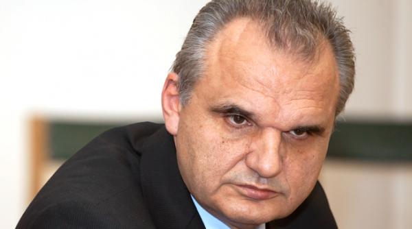 eveniment dedicat reorganizarii caselor de asigurari