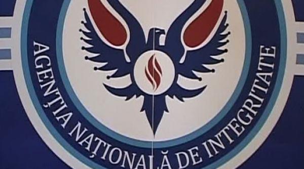 pe site ul ani a aparut o sectiune destinata declaratiilor de avere si de interese ale candidatilor la parlamentare