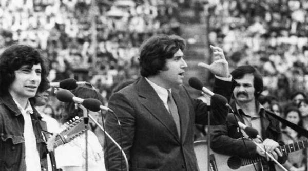 adrian paunescu de doi ani la tarmul vesniciei