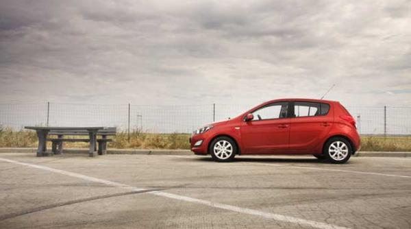 hyundai i20 o noua infatisare