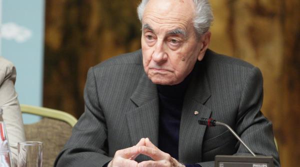 mircea ionescu quintus sunt sigur ca mai curand decat si ar inchipui unii i se va face dreptate domnului adrian nastase