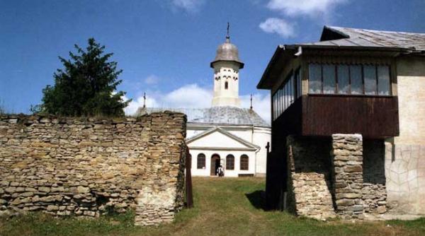 muntele credintei ingenuncheati la hagigadar