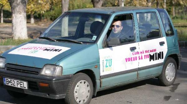 morar si buzdugan la parada intr un tico zuper parada mini