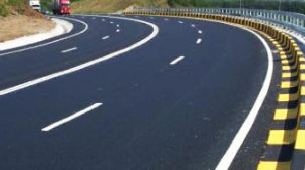 vesti bune pentru soferi vor avea marcaje fosforescente chiar pe sosea pe timpul noptii