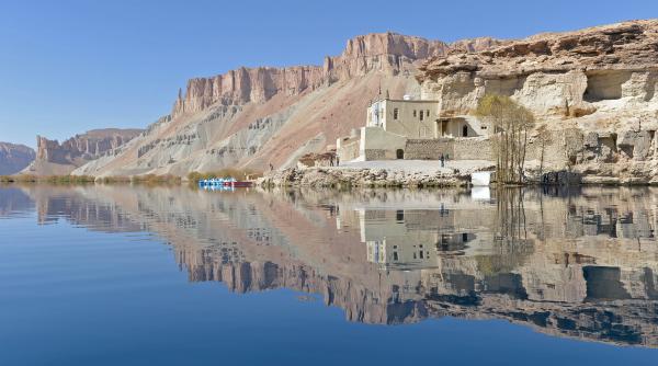 afganistanul albastru ca un lapis lazuli