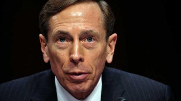 scandalul petraeus cia cuibusor de nebunii sau eternul razboi fbi cia fbi stia de un an de ce a tacut asta nu se stie