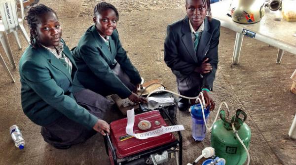 generator electric urina inventie africa