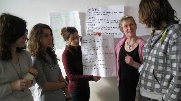 burse pentru schimbarea comunitatii locale