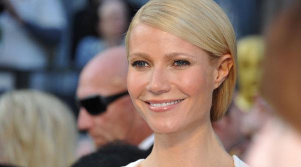 gwyneth paltrow scoasa la licitatie