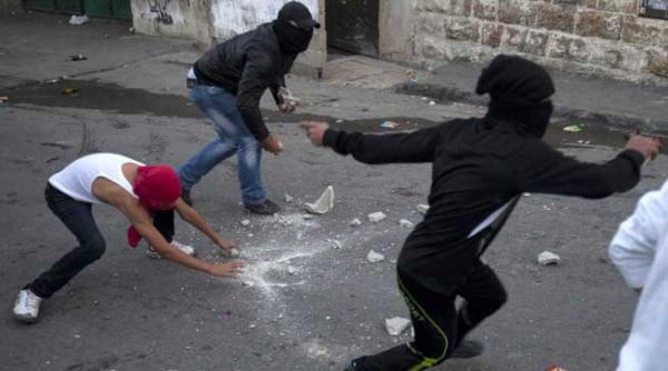 operatiunile militare israeliene din gaza continua palestinienii ating tel aviv ul cu rachetele