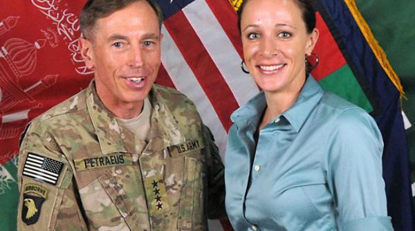 si talibanii rad cateodata de fostul sef al cia david petraeus desigur
