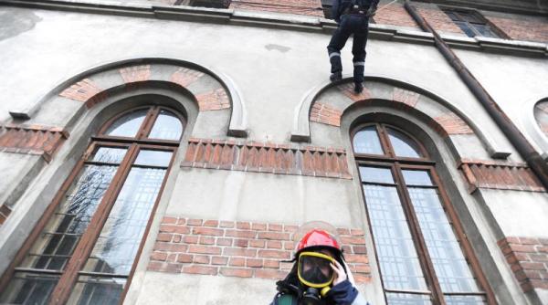 lista actualizata a cladirilor cu risc de prabusire la un cutremur de peste 7 grade vezi zonele periculoase din capitala