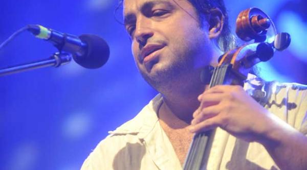 adrian naidin seara phoenix la aida pub