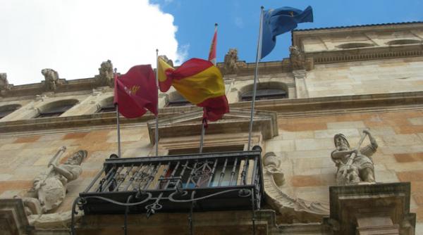 palacio de los guzmanes