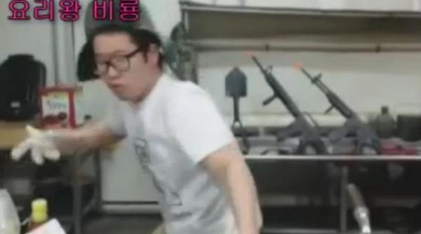 razi cu lacrimi un coreean descopera in direct la tv ca uleiul nu face casa buna cu apa video