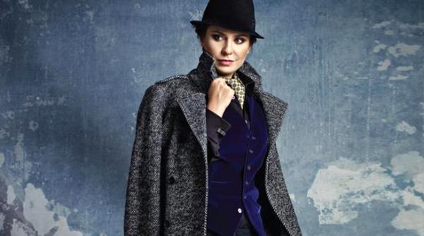 adina buzatu ii invata pe bancheri cum sa se imbrace fiti originali si pedanti