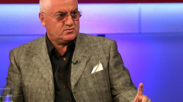 sase cluburi vor sa se retraga din liga i dumitru dragomir fotbalul e pe marginea prapastiei
