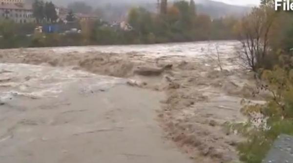 alerta in sapte regiuni din italia din cauza ploilor torentiale o adevarata bomba de apa